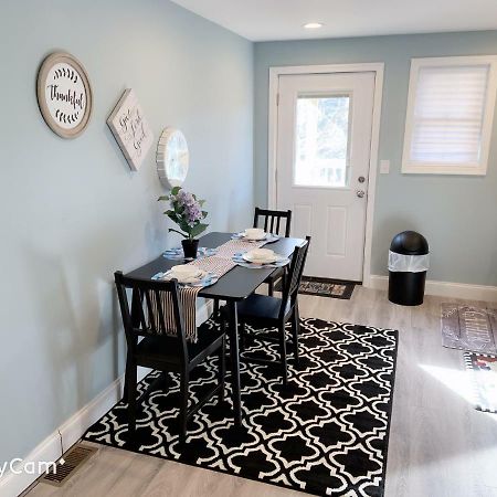 Nice Bedroom Next Fells Point بالتيمور المظهر الخارجي الصورة
