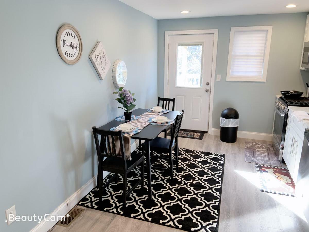 Nice Bedroom Next Fells Point بالتيمور المظهر الخارجي الصورة