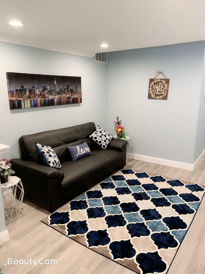 Nice Bedroom Next Fells Point بالتيمور المظهر الخارجي الصورة