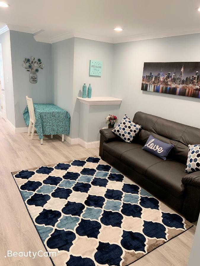 Nice Bedroom Next Fells Point بالتيمور المظهر الخارجي الصورة
