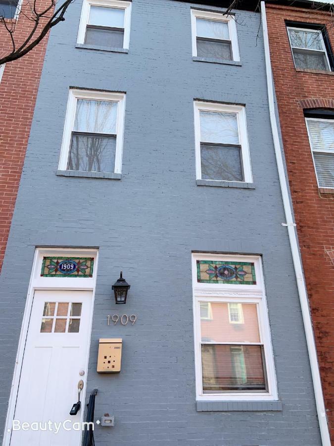 Nice Bedroom Next Fells Point بالتيمور المظهر الخارجي الصورة